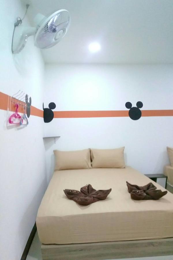 Отель Mickey House Чиангмай Экстерьер фото
